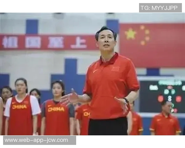 为何开场一分钟就叫暂停?许利民:队员开场松懈了 为何开场一分钟就叫暂停?许利民:队员开场松懈了