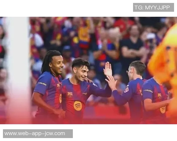 打入精彩进球，佩德里当选巴萨2-1赫罗纳全场最佳球员