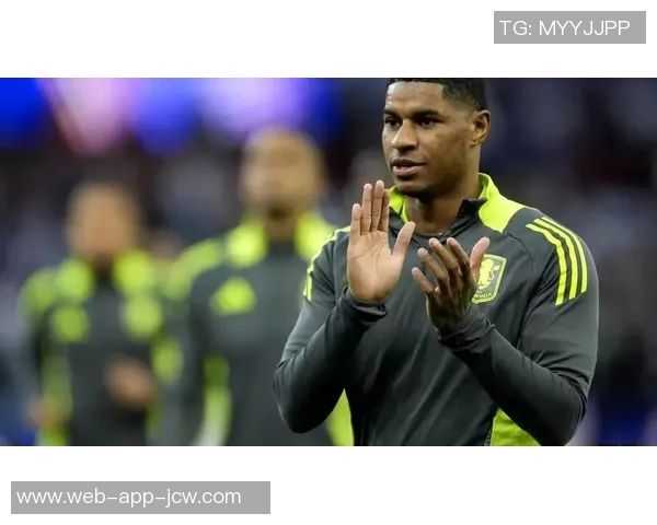 每体:费兰若恢复健康将在周末首发,否则拉什福德继续踢前锋 每体:费兰若恢复健康将在周末首发,否则拉什福德继续踢前锋